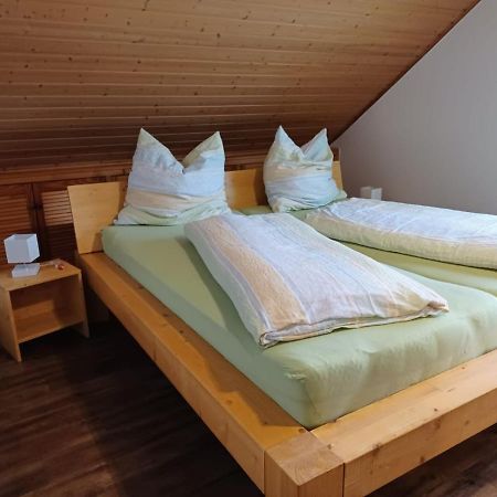 Ferienwohnung Kittel Oberzissen المظهر الخارجي الصورة
